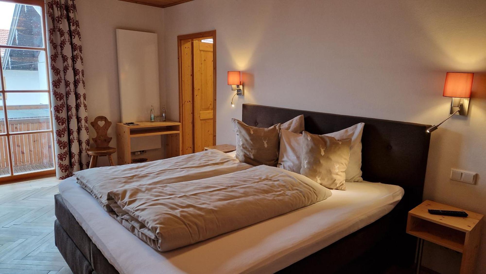 Hotel Landgasthof Alter Wirt ฟิชบาคเฮา ภายนอก รูปภาพ